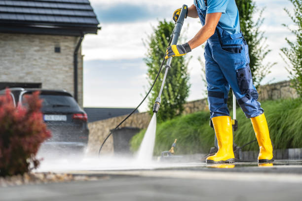 Best Sidewalk and Walkway Cleaning  in Fort Myers, FL